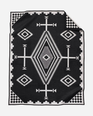 Los Ojos Jacquard Robe