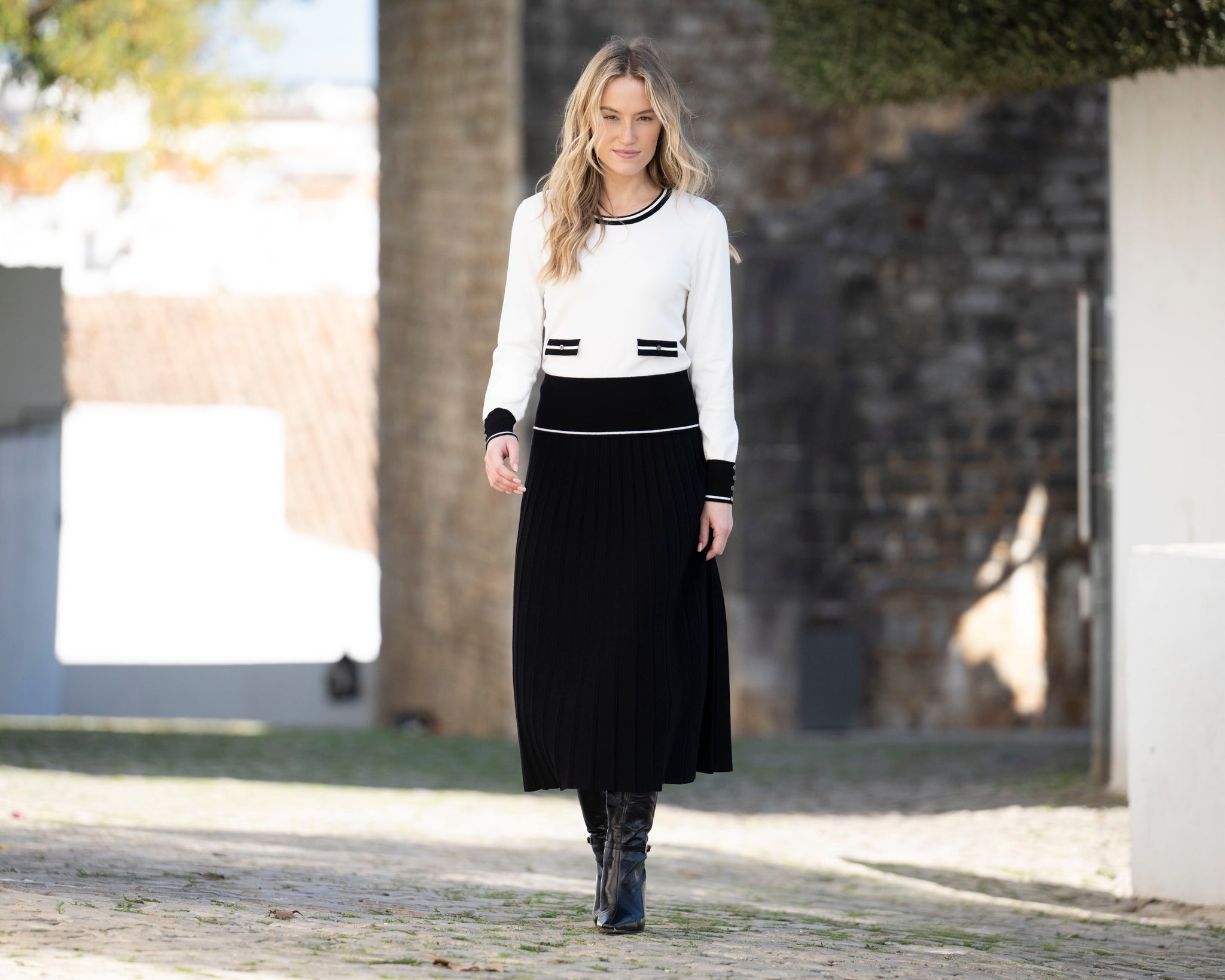 Faux Pockets Banded Sweater