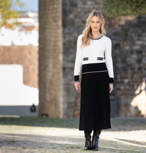 Mid Length Pleated Skirt