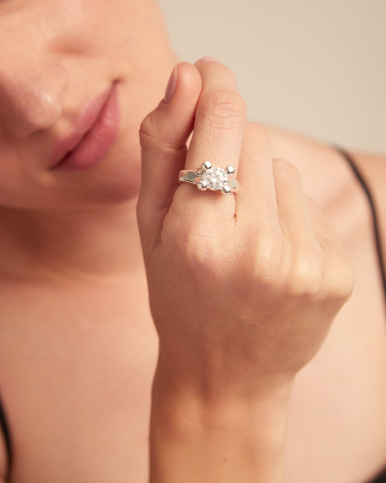 Sterling silver-plated ring with white cubic zirconia