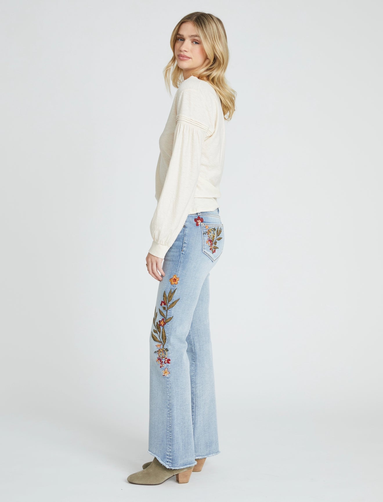 Eva Boot Cut X Peace On Earth