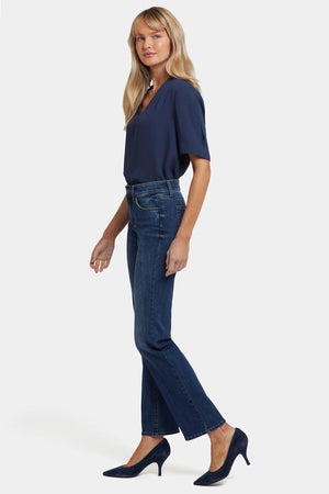 Marilyn Straight Leg Jeans 32" Inseam
