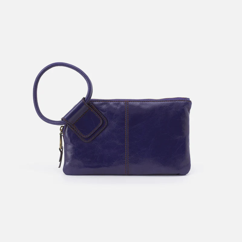 Sable Wristlet in Winter Violet