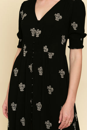 Slit Front Embroidery Dress - Black